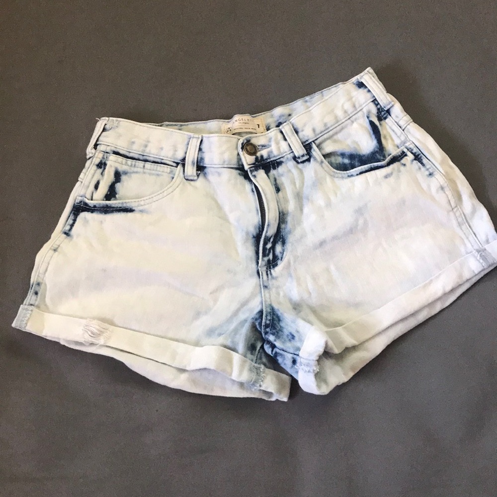 Super cute denim short